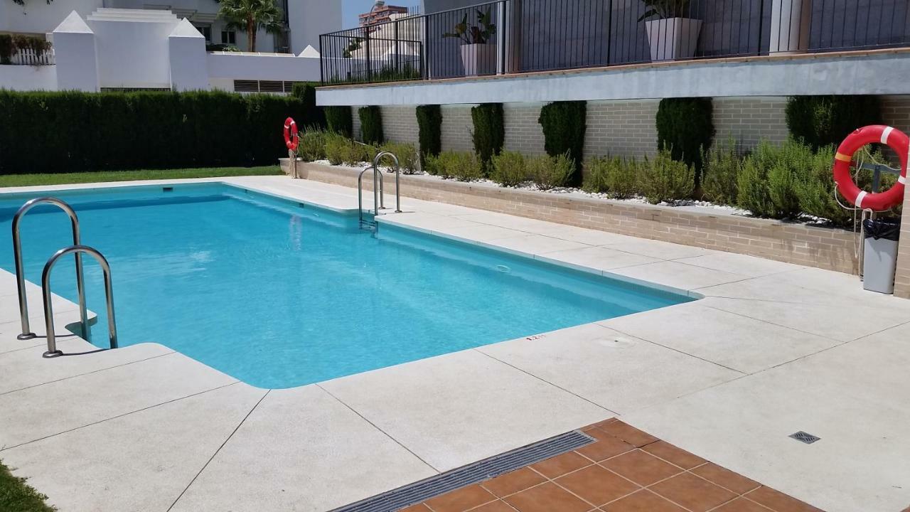Apartamento Moderno, Bonito Y Acogedor トレモリノス エクステリア 写真